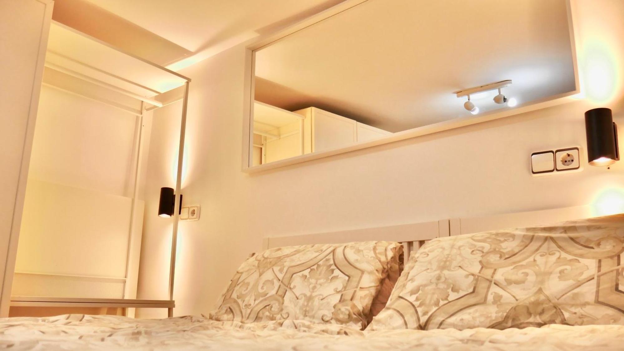 Duplex La Latina Centro Madrid Apartment Exterior foto